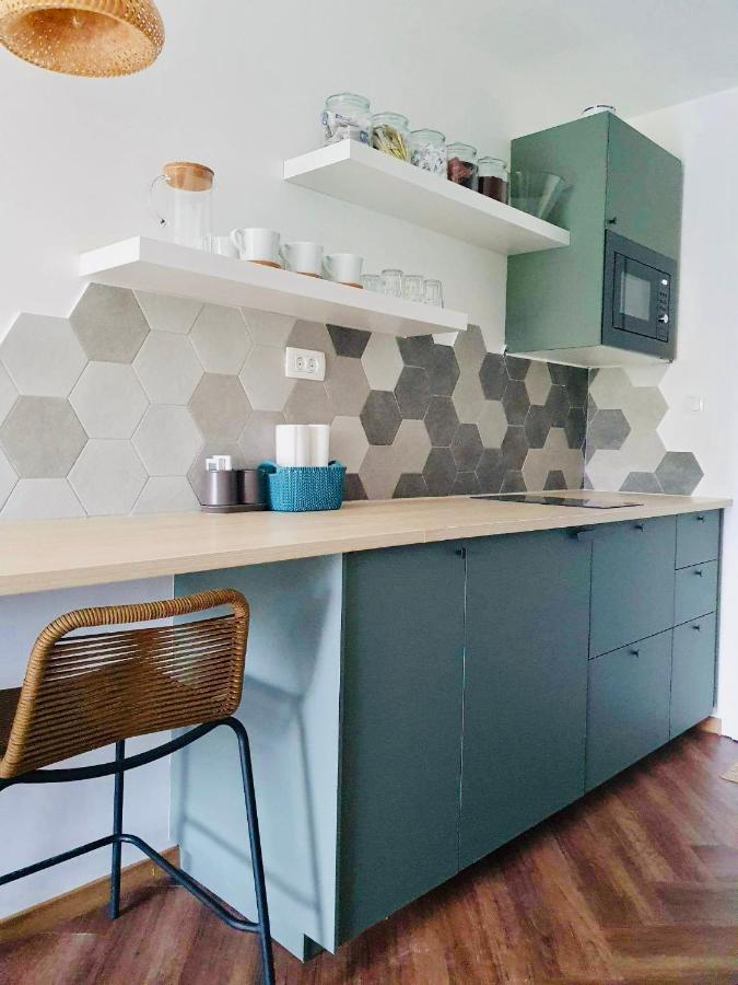 Coastolanyi B201 @Balaton Apartment Balatonfured Ngoại thất bức ảnh